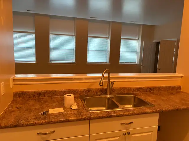 large and bright 2 bedroom apartment available