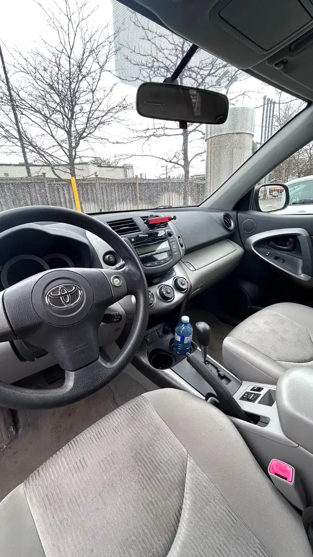 2009 Toyota RAV4 Base, Sport Utility 3.5L V6 4WD dans Autos et camions dans Région de Markham/York - Image 4