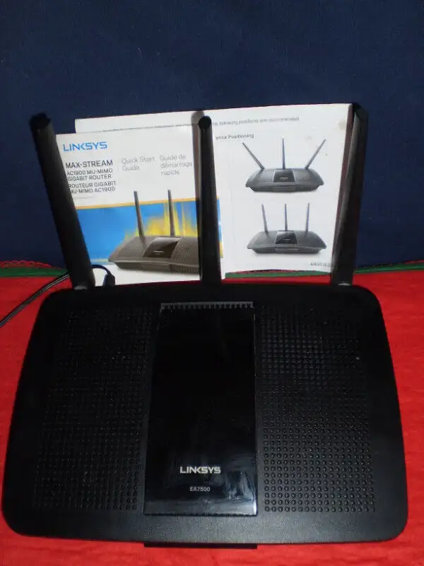 Apple D-Link Linksys NETGEAR Cable/DSL Gigabit Router, Boxed in Networking in City of Toronto - Image 2