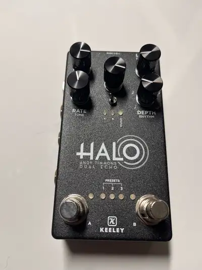 Andy Timmons dual echo signature pedal. An unbelievable delay, reverb, all around soundscape pedal....