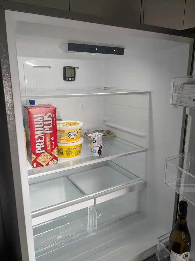 Réfrigérateur L2 in Refrigerators in City of Montréal - Image 4