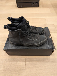 Converse Chuck Taylor Winter Boots in black, size 11