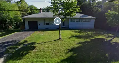 Spacious 5‑Bedroom House for Rent – Ideal for Female Tenants