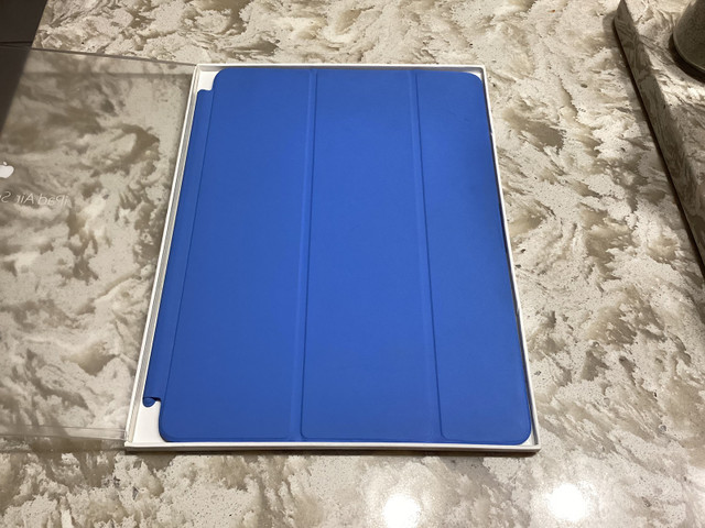 Apple iPad Air Smart Cover in iPads & Tablets in Oshawa / Durham Region - Image 3