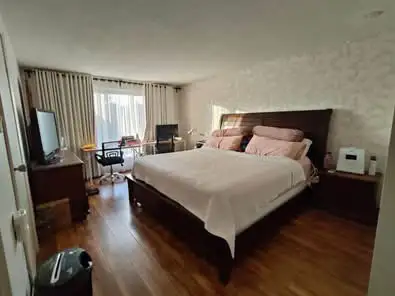 Room for rent with Private Bathroom