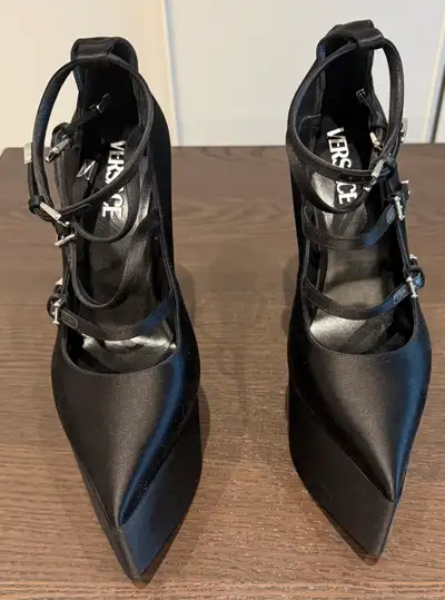 Shoes Versace new , View more