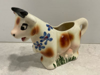 Cute 1940s glazed ceramic cow creamer 