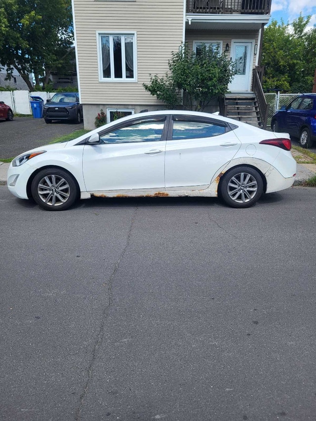 Hyundai elentra 2013 *moteur brisé* — photo 4