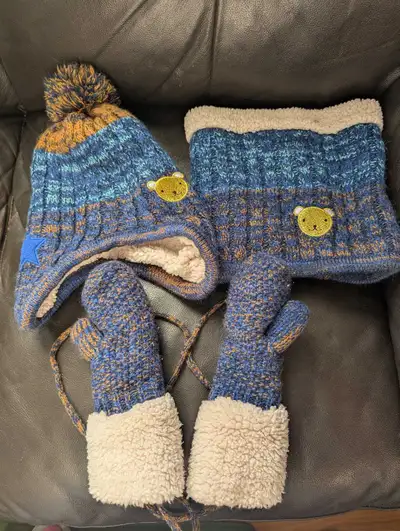 New kids winter toque hat, neck warmer, mittens 3 PC set size 5T, View more