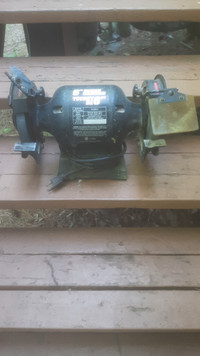 Bench grinder 6" with dual wheels