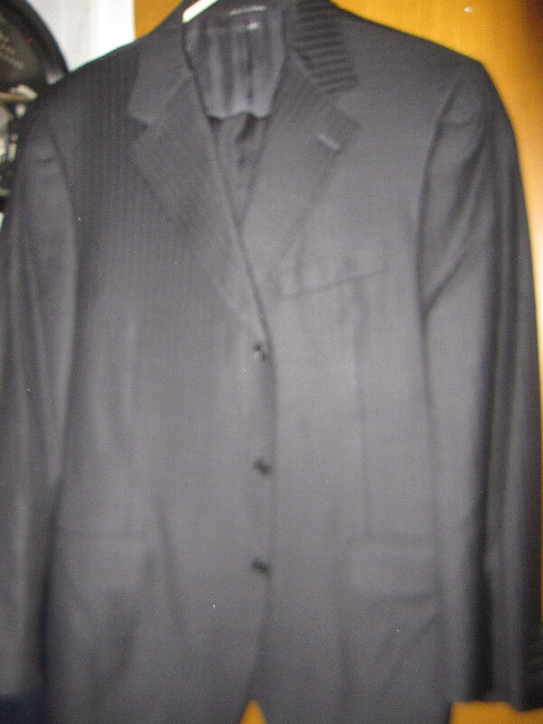 Canali Suit  Made In Italy Size 42 New in Other in City of Toronto - Image 2
