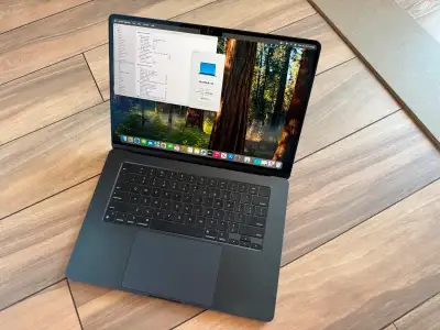 M2 Macbook Air 15" 16GB Ram AppleCare+ Til July 2026, View more