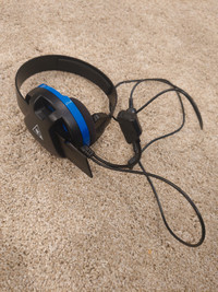 Turtle Beach gaming headset like new 