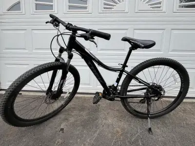 Trek Skye Sl Women’s 13.5 Inch Mountain Bike, View more