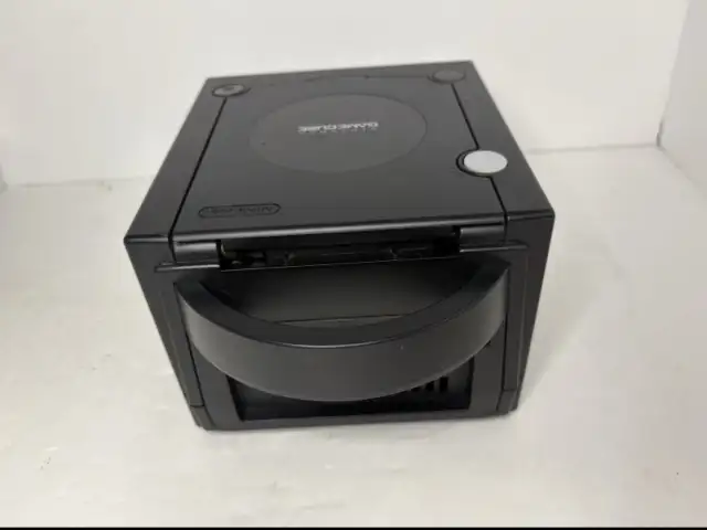 Nintendo GameCube Console Black with Controller & 3 Games64601013945089122