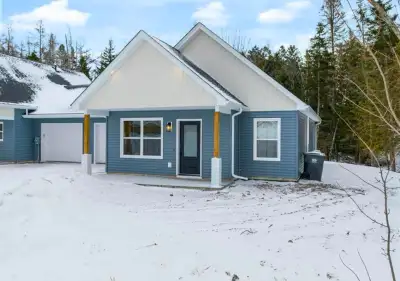 This pristine gem is for rent in Hampton, New Brunswick. Looking for an A+ tenant who will treat the...