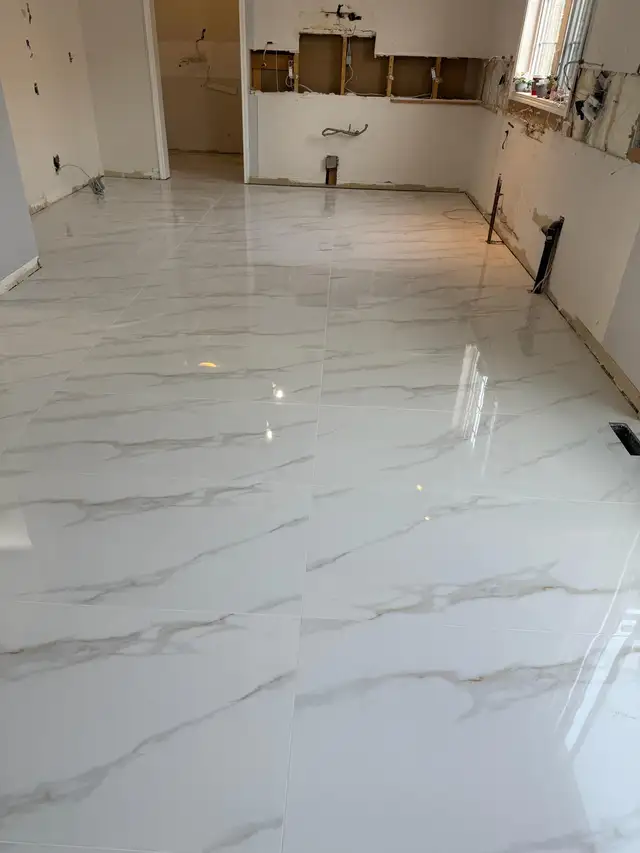 Bathroom Renovations | Basement Finishing | Flooring | Painting in Renovations, General Contracting & Handyman in Mississauga / Peel Region - Image 5