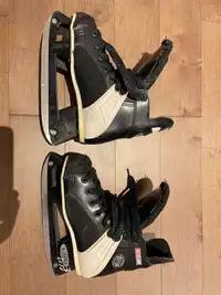 CCM Tacks 159 Skates - Size 3