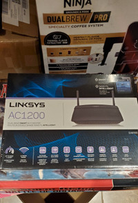 Brand new Linksys AC1200 dual band wifi router