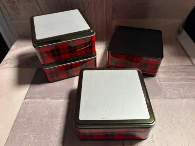 Lot de 4 boîtes carrés métal, View more
