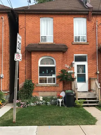 2 Bedroom + 2 Bathroom House For Rent