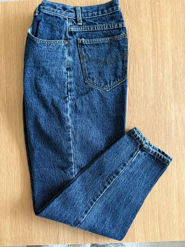 Giordano Jeans in Women's - Bottoms in Delta/Surrey/Langley - Image 3