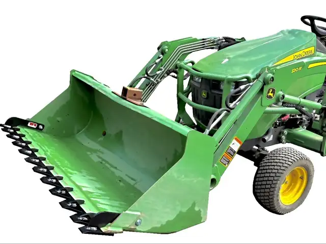 TOOTH BAR - KUBOTA, JOHN DEERE, KIOTI, MASSEY FERGUSON in Other in Drummondville - Image 3