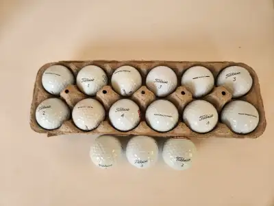 Titleist Pro V1 Golf Balls With Logos, View more