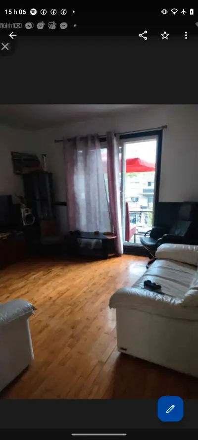 grand 4 1/2 chambre privée coloc recherche a louer