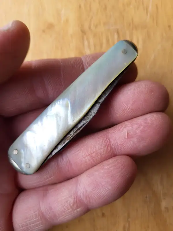 Antique Remington UMC R 2 Blade Pocket Knife pearl Handles in Arts & Collectibles in Hamilton - Image 11