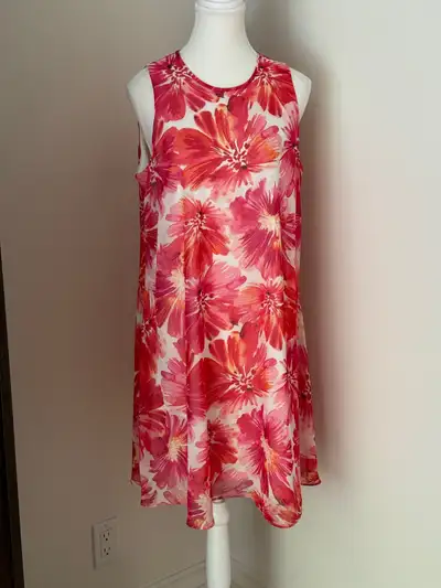 Calvin Klein dress / robe size 10, View more