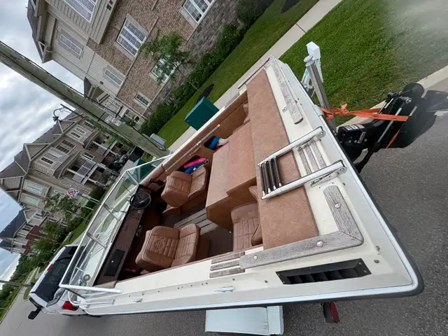 1990 Doral Bowrider 17-19ft in Powerboats & Motorboats in Guelph - Image 7