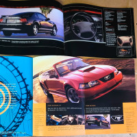 Ford Mustang brochure 2001-02