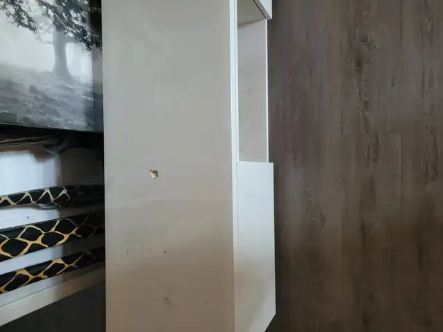 Tv Stand in TV Tables & Entertainment Units in Winnipeg - Image 4