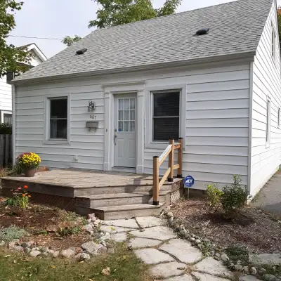 Comfortable room for rent to single person September 1