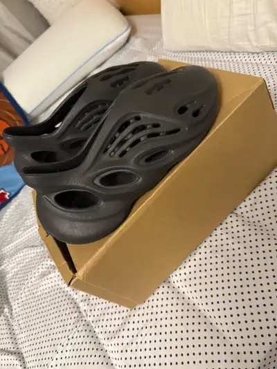 Onyx Foam Runner Rep, View more