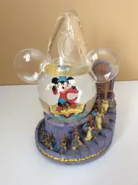 Disney Mickey Mouse Fantasia Music Box Vintage Snow globe