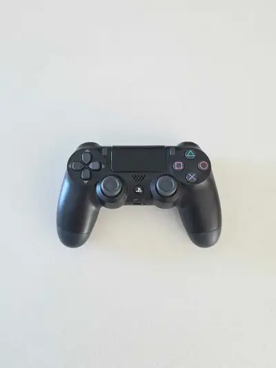 Ps4 controller works great price firm delivery available thanks