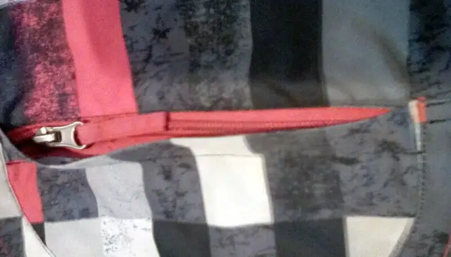 Manteau automne hiver 14 ans Winter spring coat in Kids & Youth in Laval / North Shore - Image 8