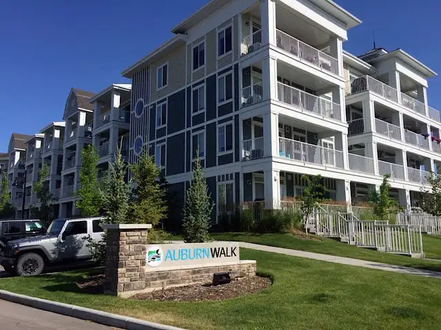 Auburn Bay 2BR Condo w/ Lake Access   Heated Underground Parking
