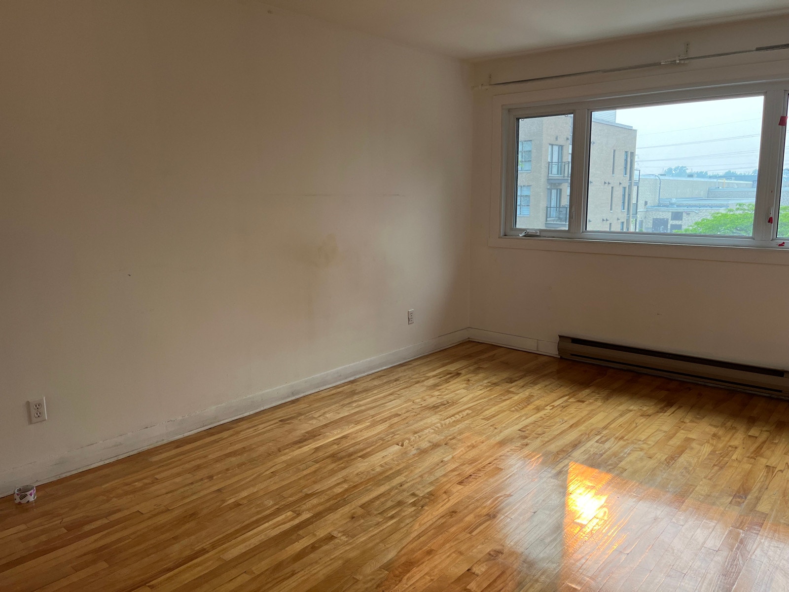 5 1/2 in Lasalle, 3 beds 1 bath — photo 2