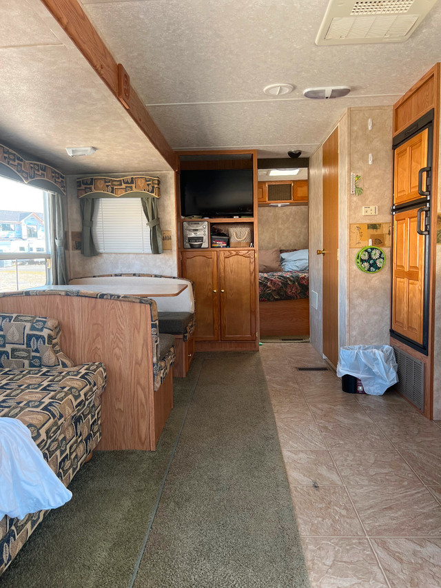 Springdale Travel Trailer for sale in Travel Trailers & Campers in Calgary - Image 3