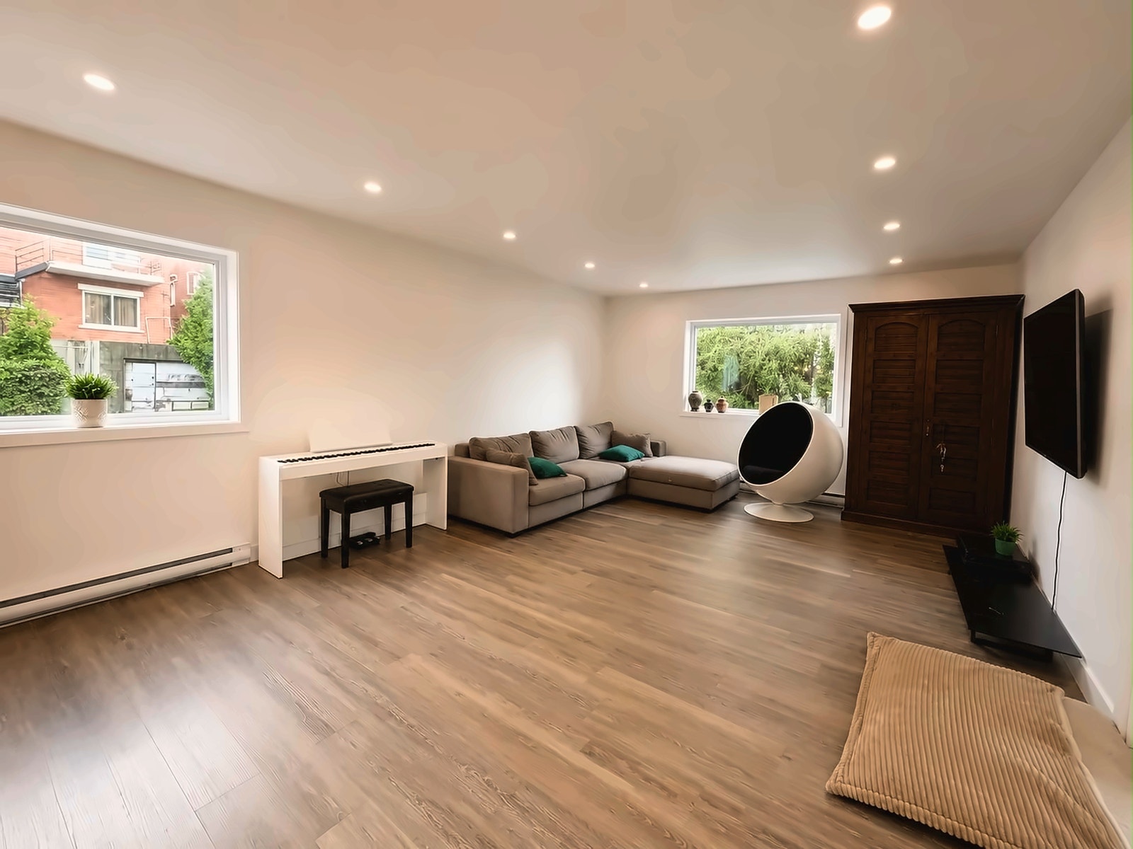 Superbe 3 chambres 1200pc   Terrasse 200pc - Lumineux, Rangement — photo 2