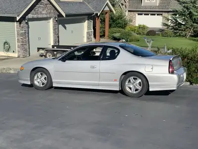 135000 km. New tires. New brakes. Really clean car. No winter roads. A/C works great. Good on fuel....