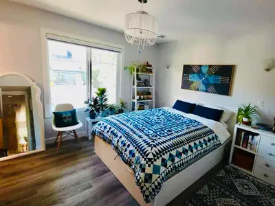 Bedroom with ensuite for rent in Garneau