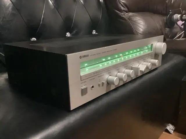 VINTAGE YAMAHA R 500 AMFM STEREO RECEIVER CIR 1981 MADE IN JAPAN in Stereo Systems & Home Theatre in City of Toronto - Image 3
