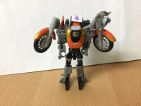 Transformers Cybertron Lugnutz scout class figure