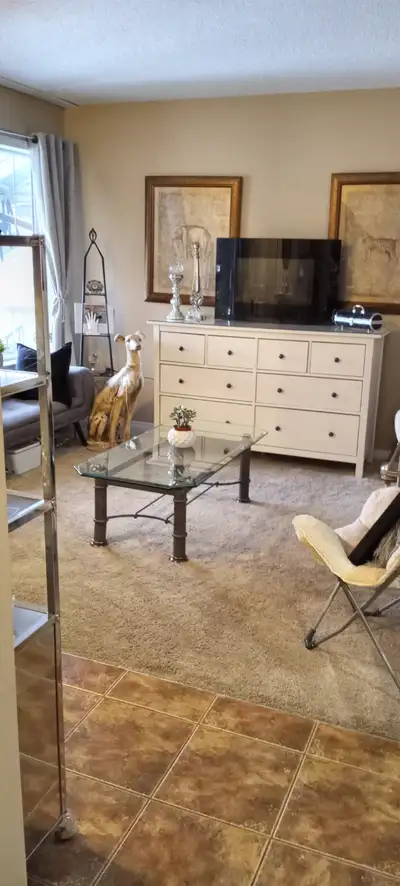 Move in ready 1 Bdrm no DD Male only Single Rm kincora nw