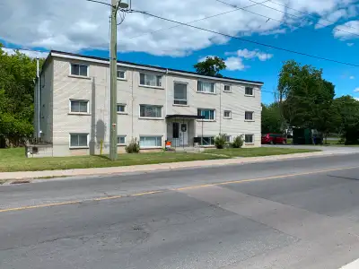 Two bedroom apartment $1900 per month