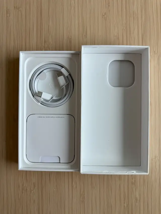 Brand new Iphone 15 Pro Max 512 Gb in Cell Phones in Burnaby/New Westminster - Image 5